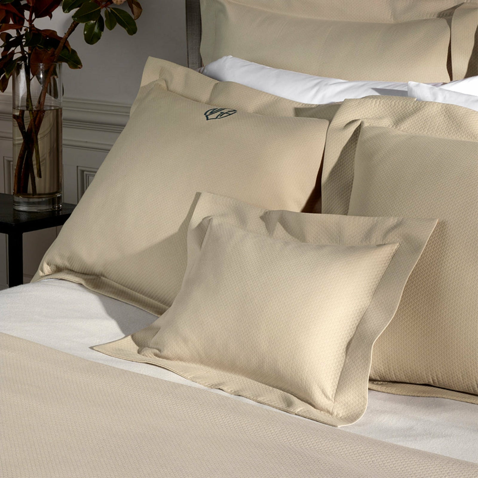 Matouk Elliot Coverlet Bedding Linen Fine Linens