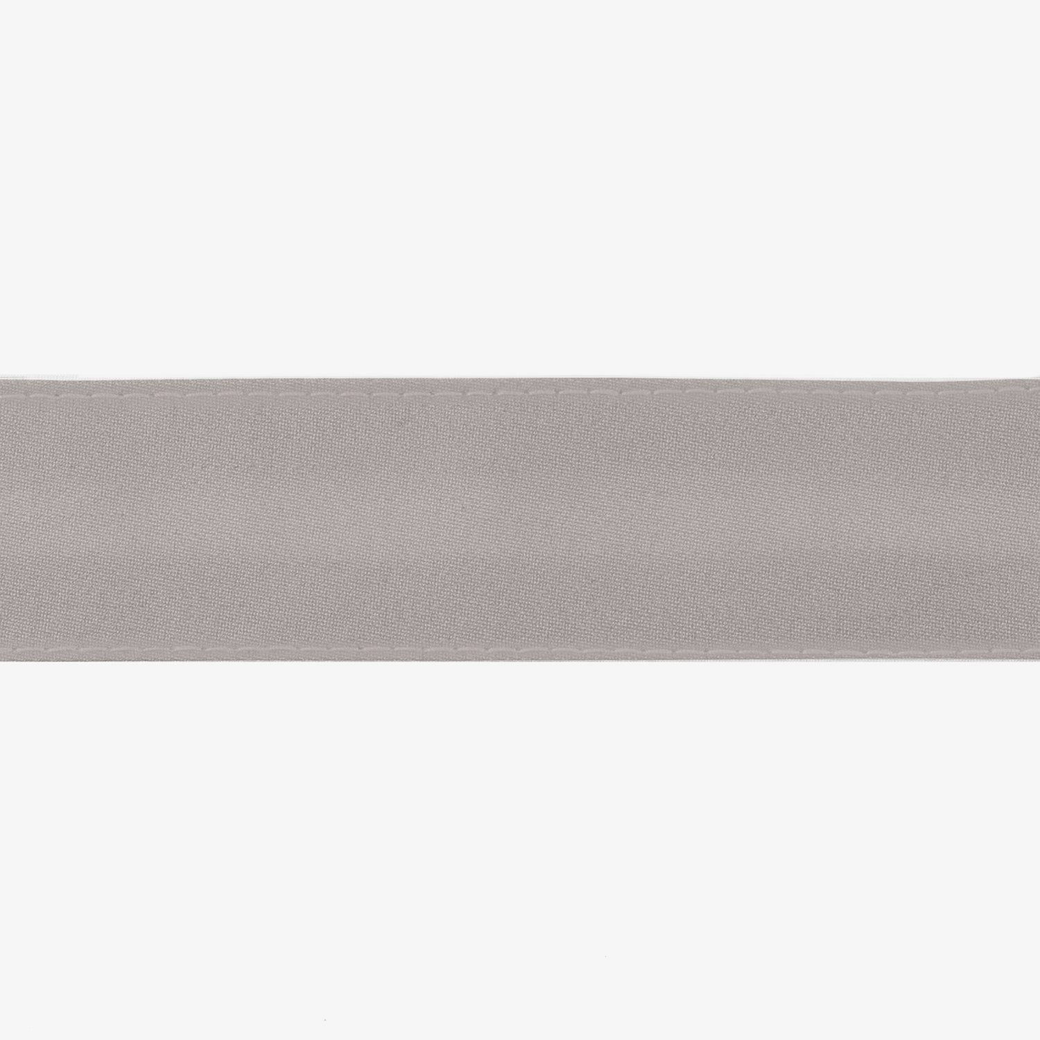 Silo Image of Matouk Lowell Tissue Box Cover in Color Platinum