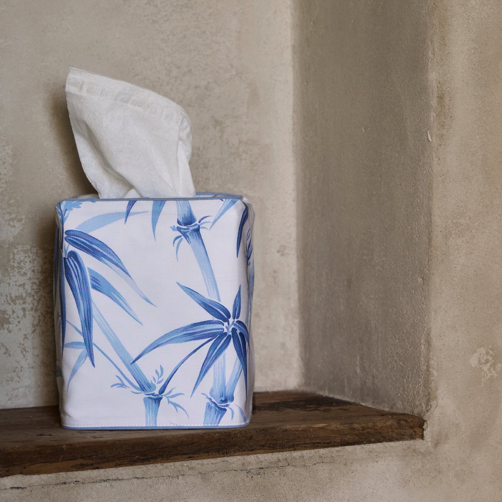 Matouk Schumacher Dominique Tissue Box Cover Fine Linens Azure