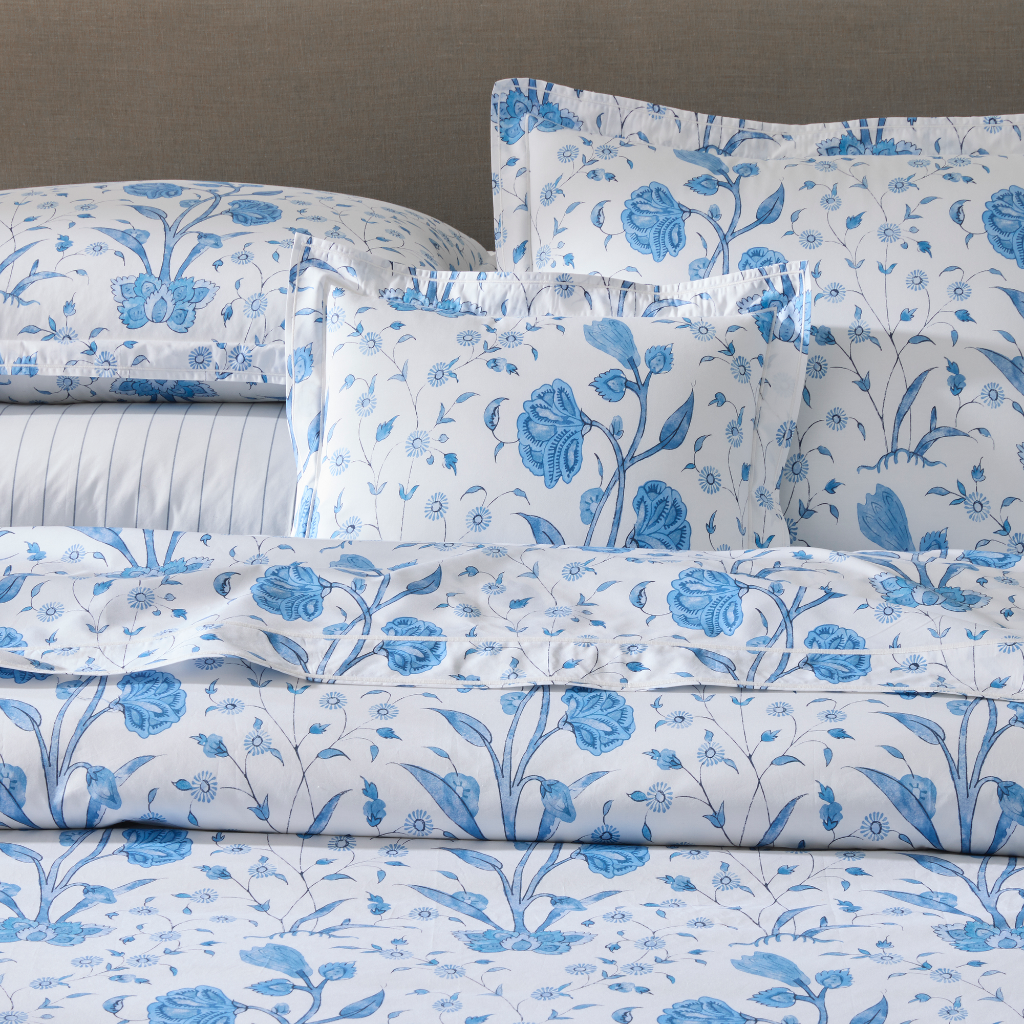 Closeup to Details of Matouk Schumacher Khilan Bedding Azure Color