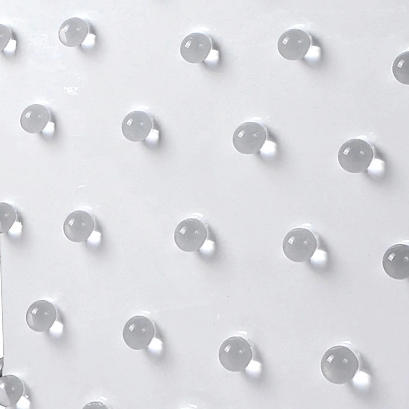 Mike and Ally Roxy Bath Accessories - Pure Collection