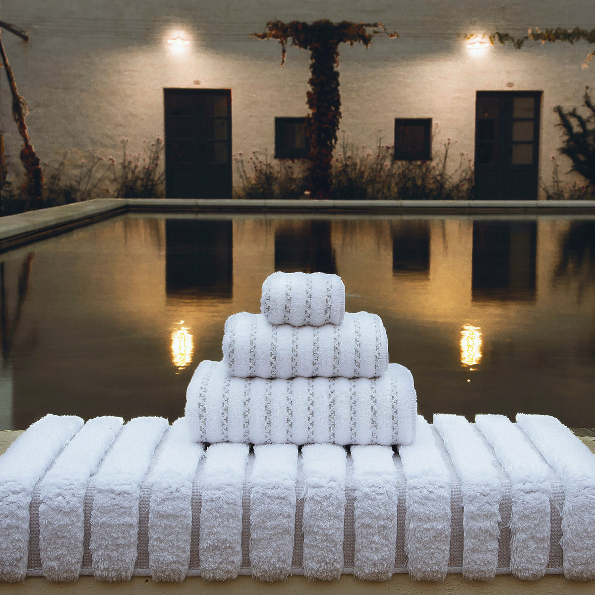 Graccioza Petra Bath Towels and Rugs Lifestyle White Fine Linens