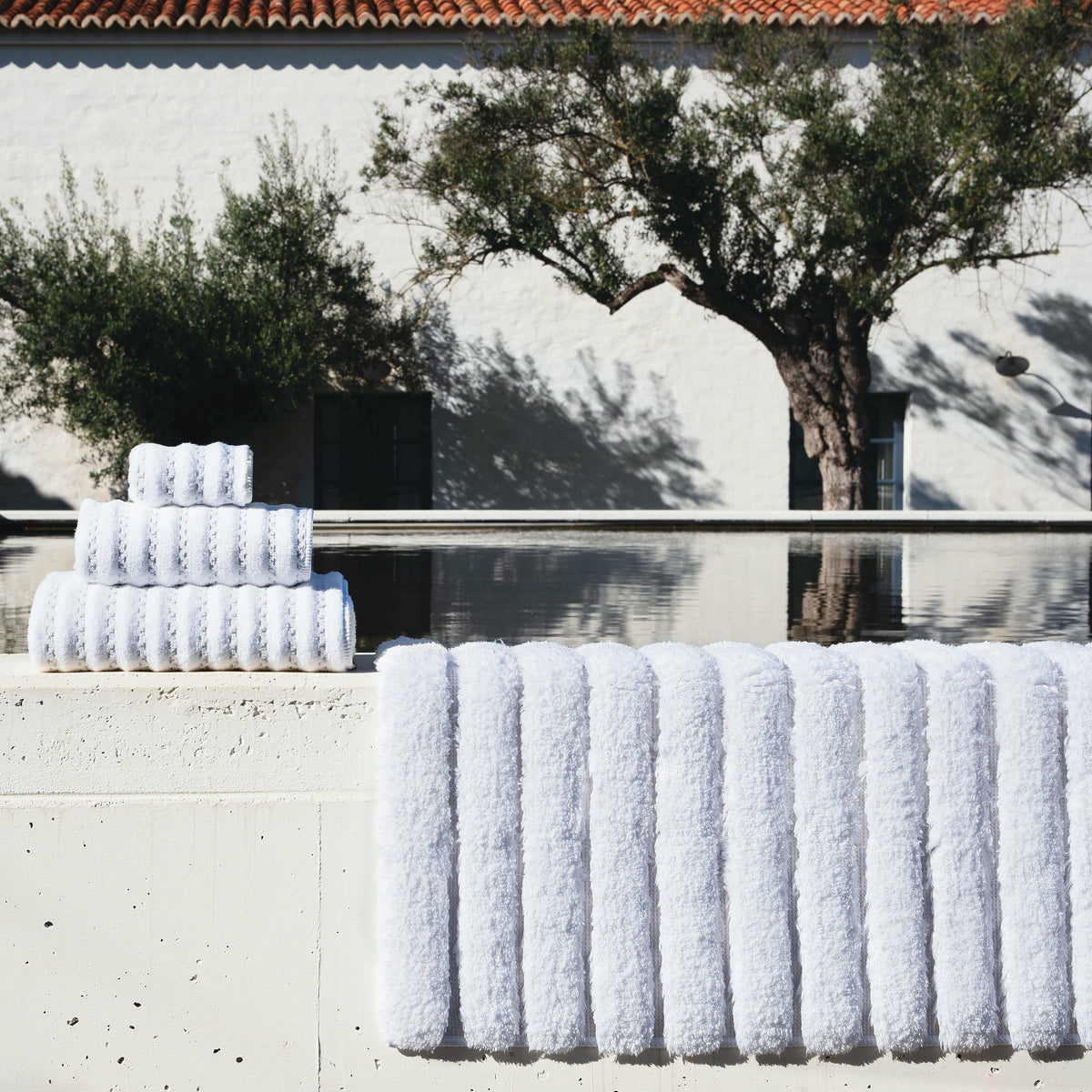 Graccioza Petra Bath Towels and Rugs Lifestyle 2 White Fine Linens