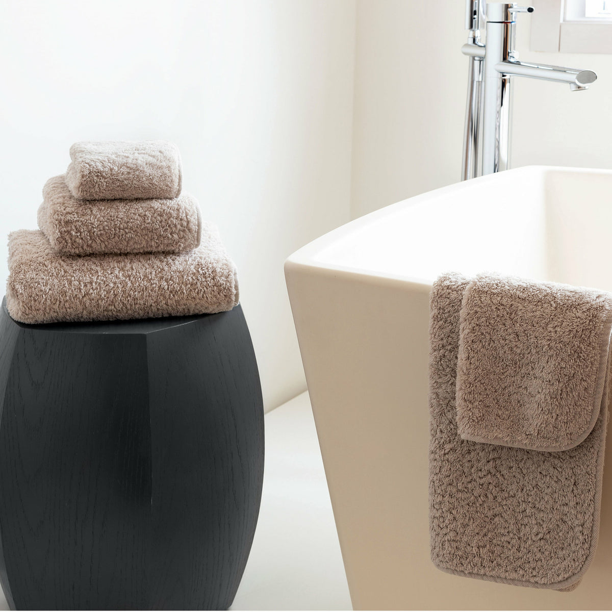 Graccioza Egoist Bath Towels Lifestyle 1 Fine Linens