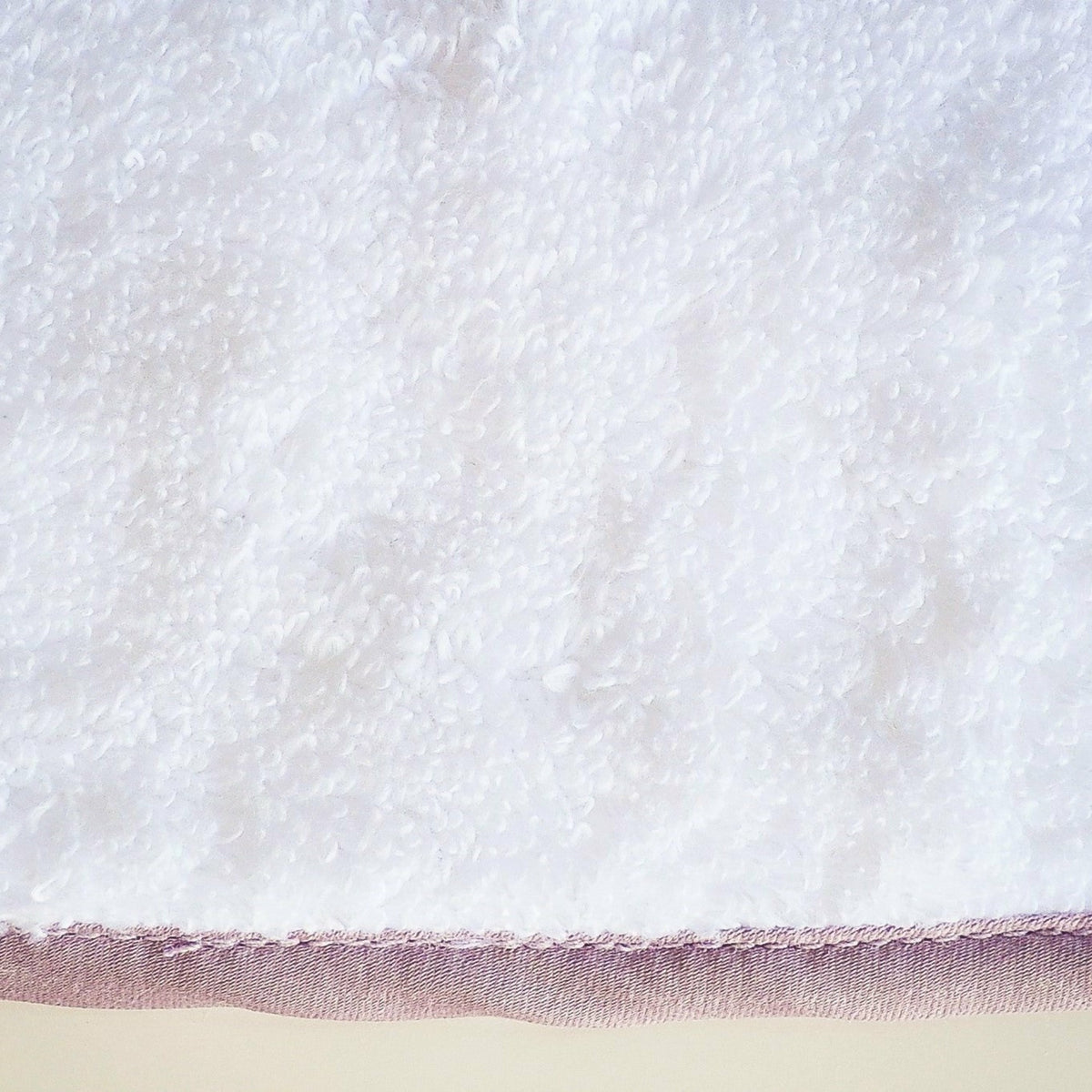Home Treasures Bodrum Bath Towel Swatch White/Violet Fine Linens