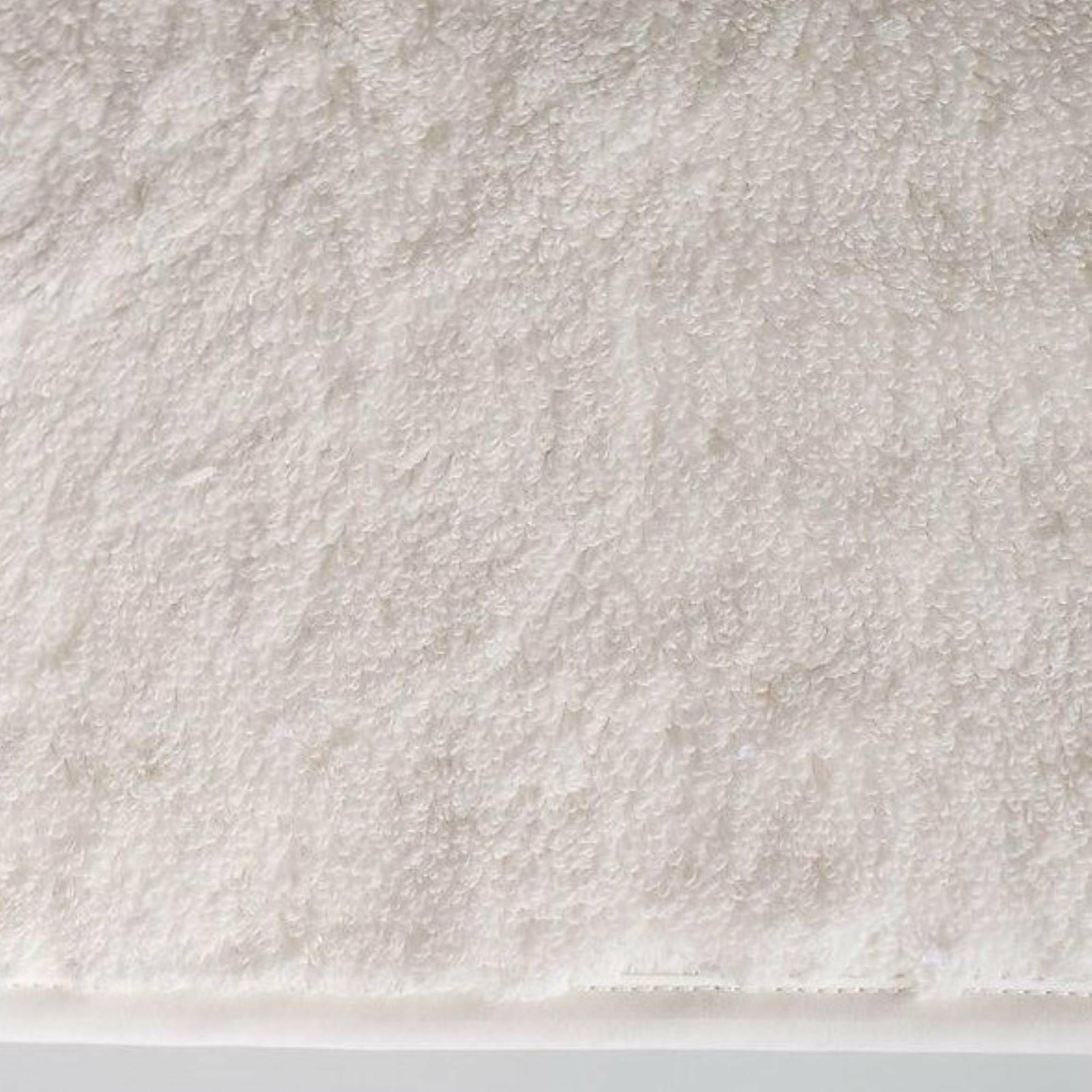 Home Treasure Izmir Towels Stack Ivory Fine Linens