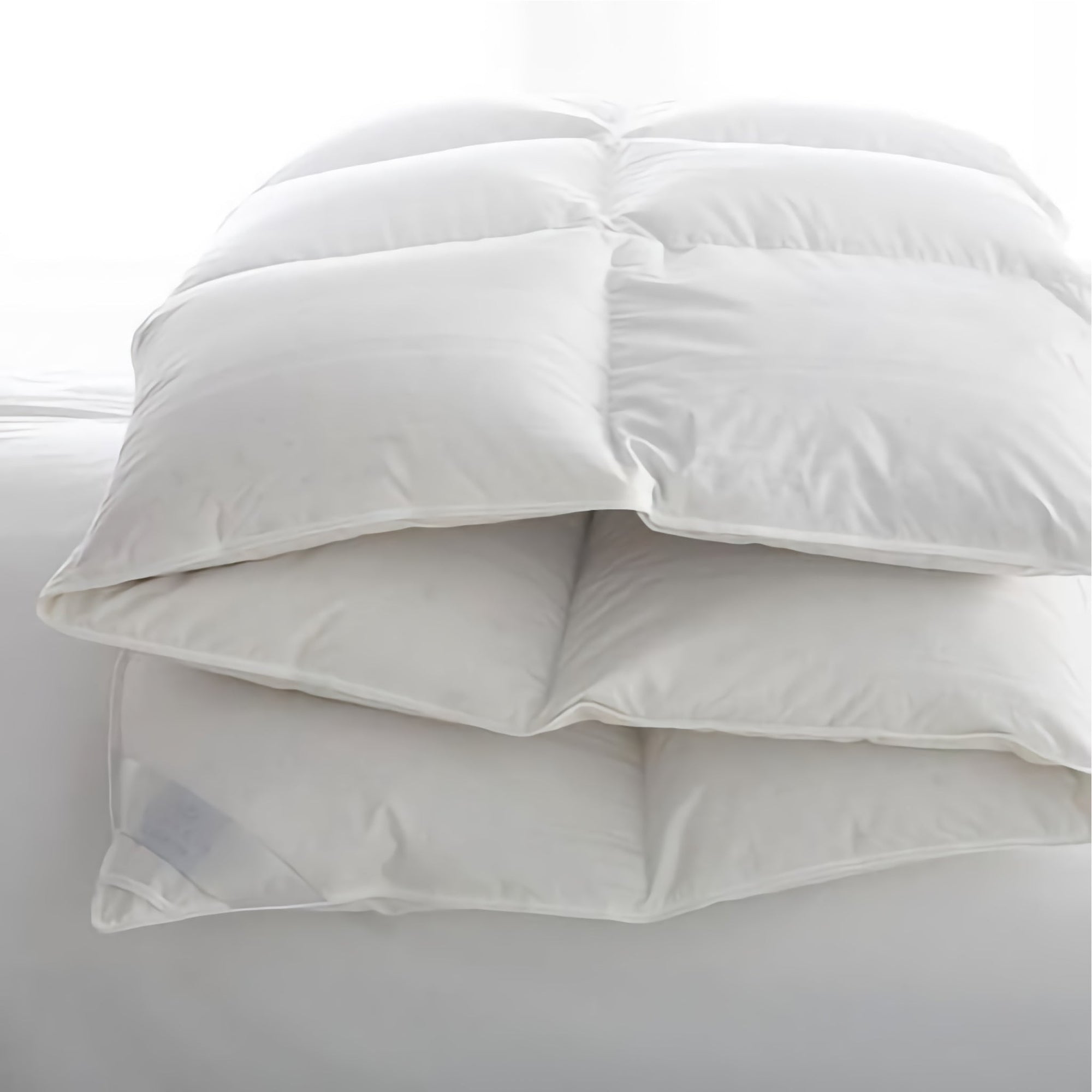 Scandia Home Lucerne Hungarian White Goose Down Comforter Fine Linens