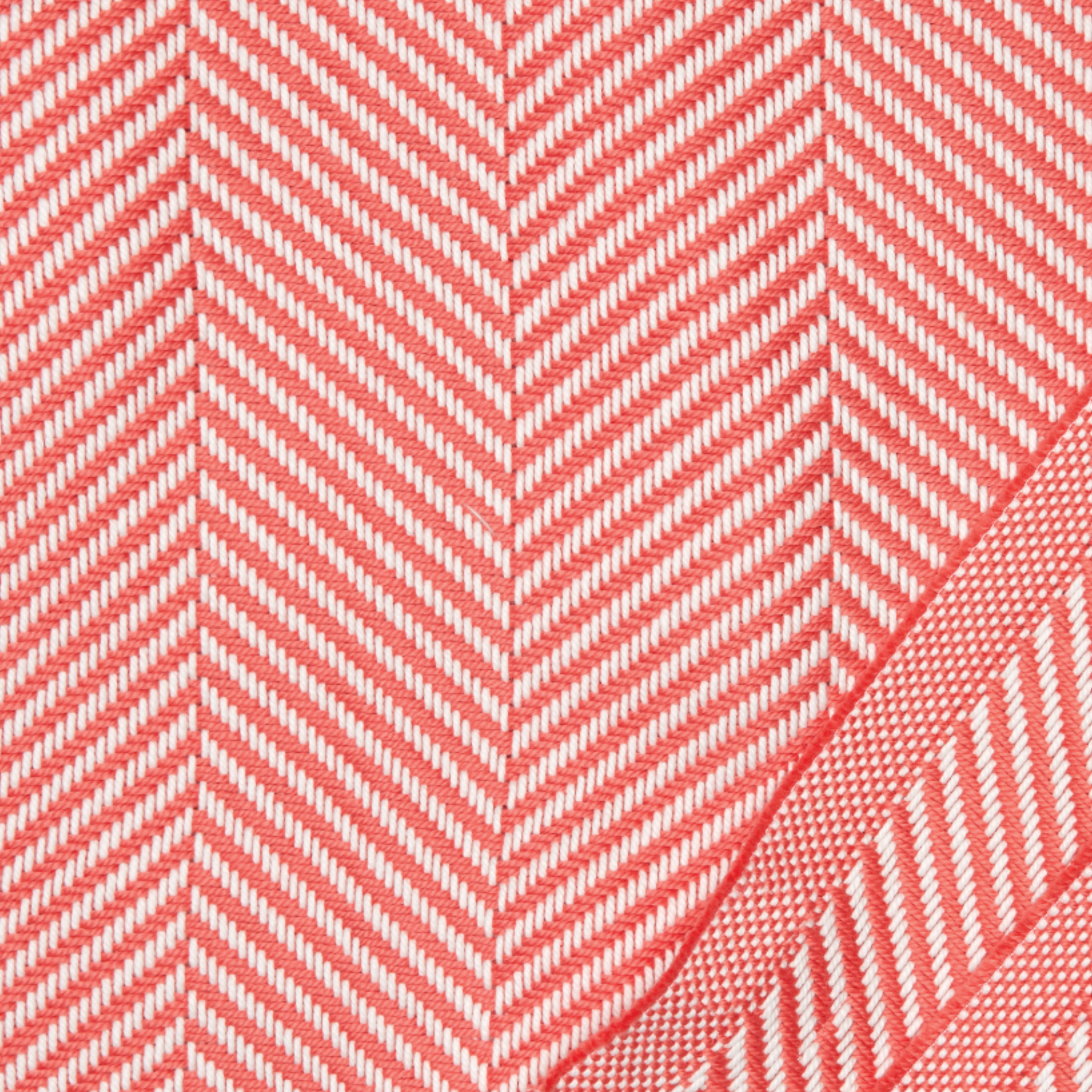 Silo of Sferra Costa Throws Coral Color