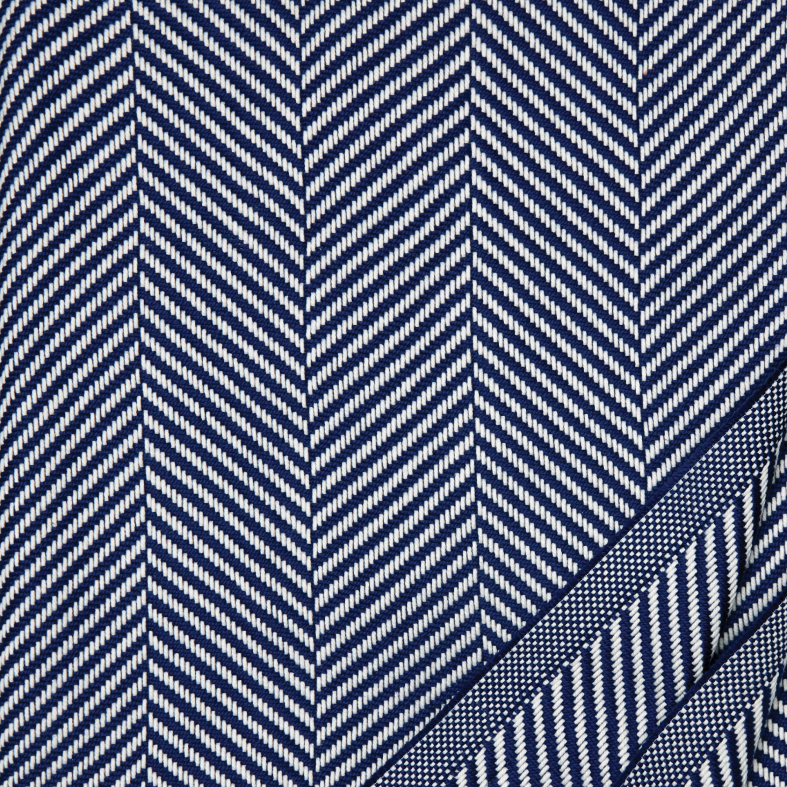 Silo of Sferra Costa Throws Navy Color