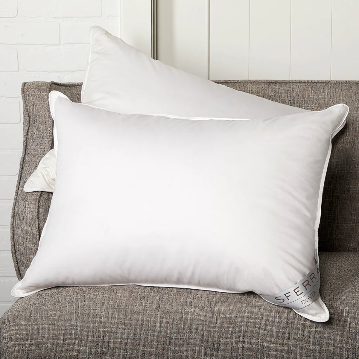 Sferra Dover Pillow Medium Lifestyle Fine Linens