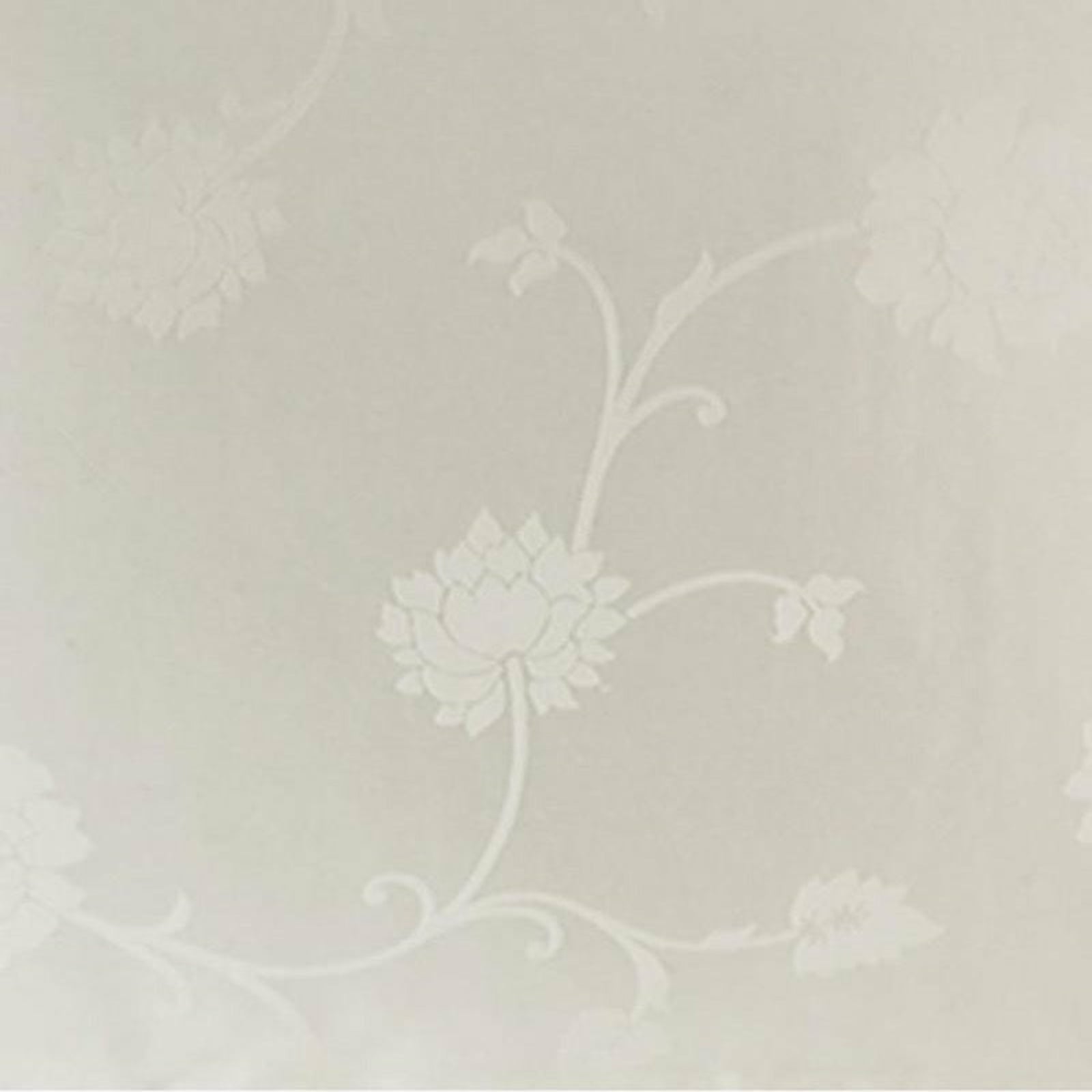 Full Lifestyle Image of Sferra Giza 45 Jacquard Bedding in Color Ivory