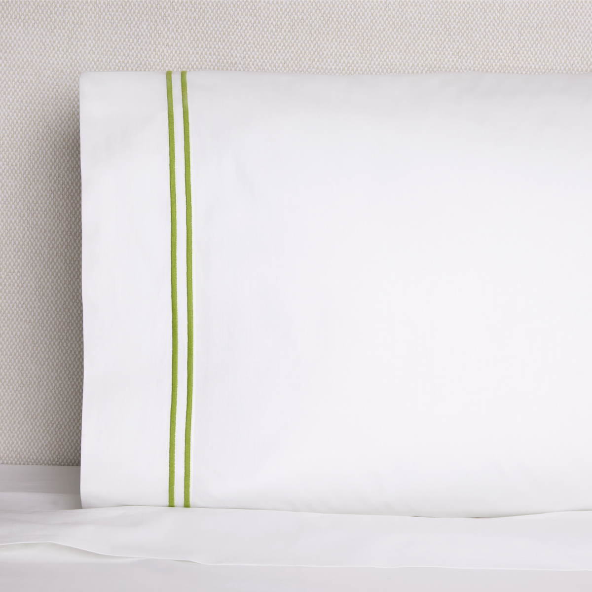 Sferra Grande Hotel Collection Pillow on Bed  White Fern