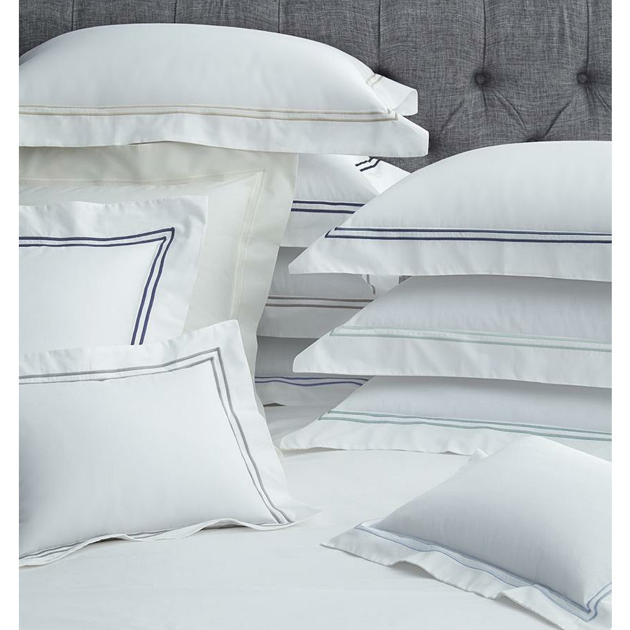 Sferra Grande Hotel Collection Pillows Multi Colors White Fern