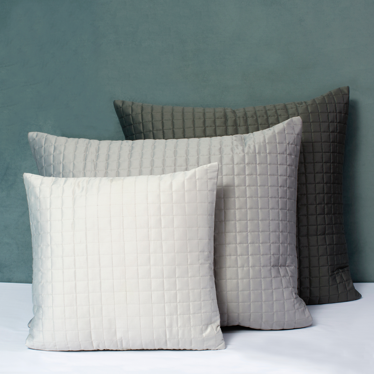Quilted Shams of Signoria Masaccio Bedding in Different Colors