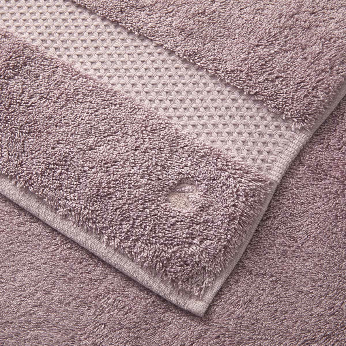 Yves Delorme Etoile Bath Towels and Mats Detail Lila Fine Linens