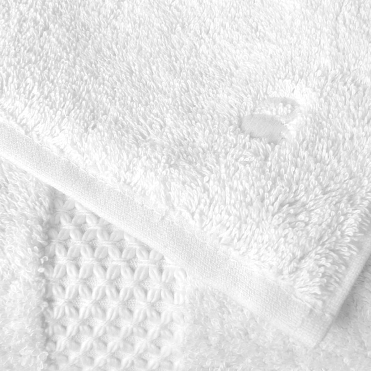 Yves Delorme Etoile Bath Towels and Mats in Blanc Color Fine Linen