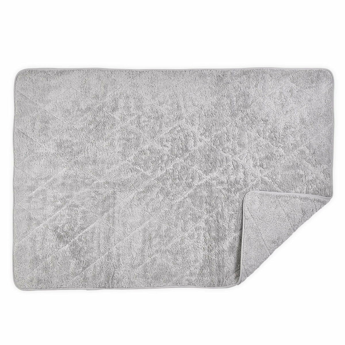 Matouk Cairo Quilted Tub Mat Pearl/Pearl Fine Linens
