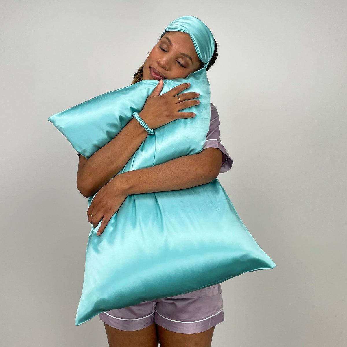 Mulberry Park Silks 30 Momme Silk Pillowcase &amp; Silk Sleep Mask Bundle Mood Aqua Fine Linens