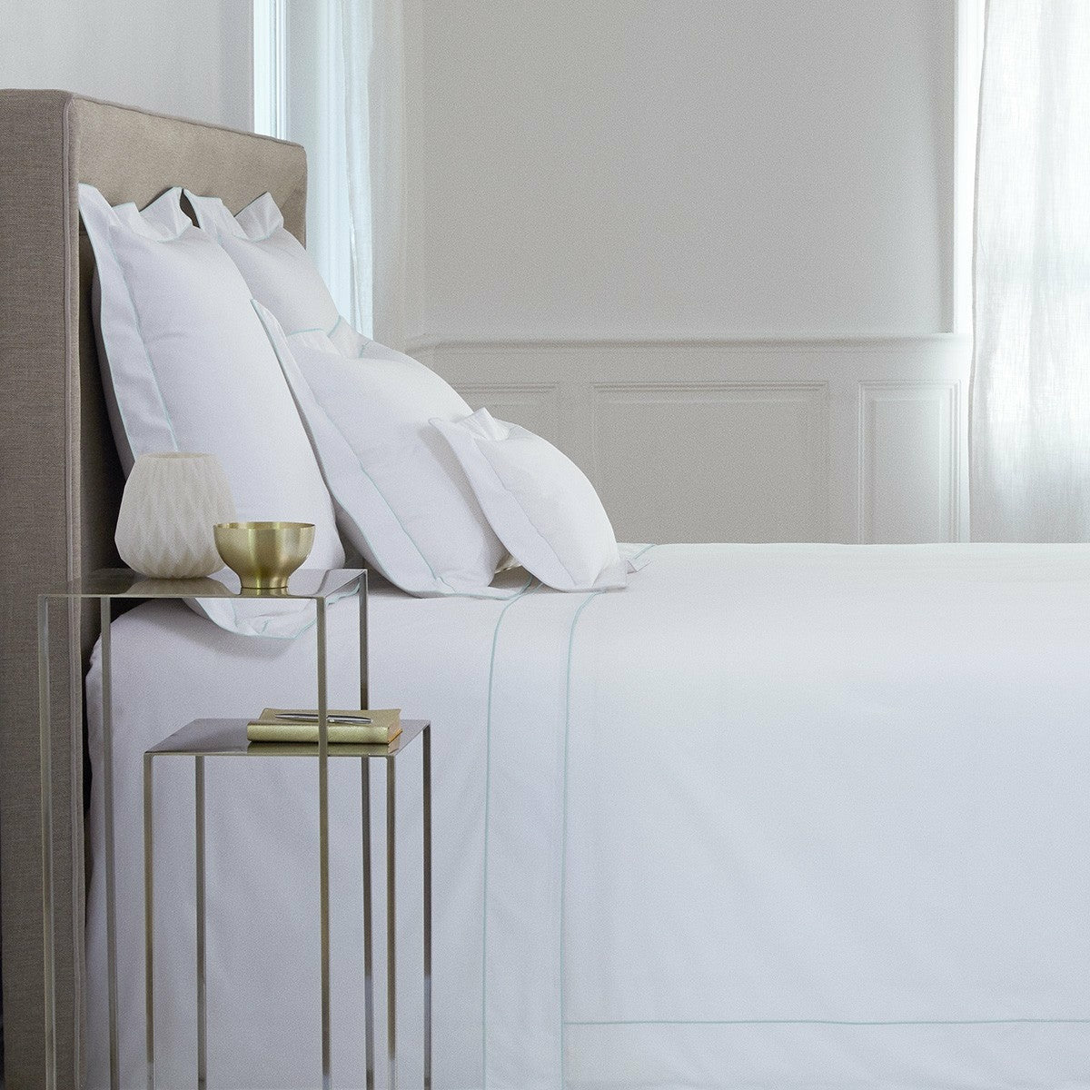 Yves Delorme Flandre Bedding Ambiance Blanc Fine Linens