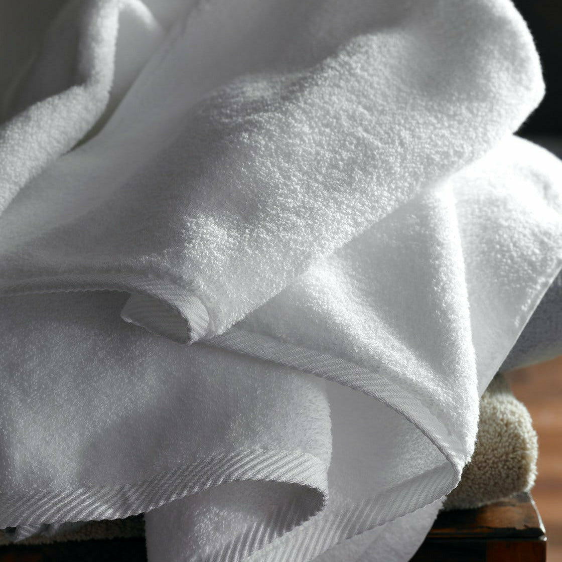 Matouk Milagro Bath Towels Detail White Fine Linens