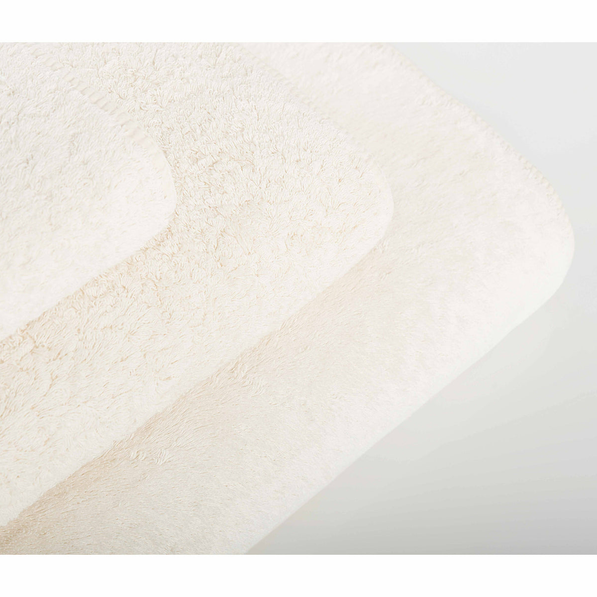 Graccioza Long Double Loop Bath Towels Top Stack Natural Fine Linens