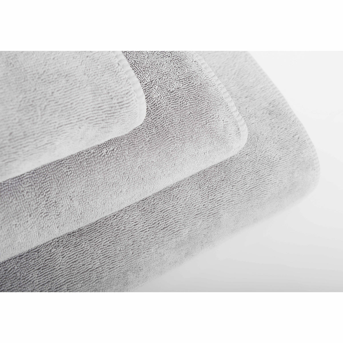 Graccioza Spa Sponge Bath Towels Stack Top Silver Fine Linens